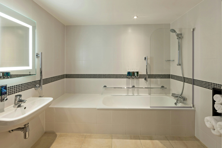Hampton by Hilton London Gatwick Airport photo 9