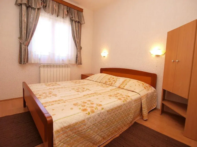 Olive Apartments