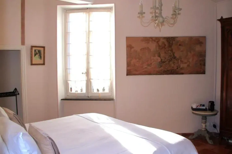 Superior Double room with street view