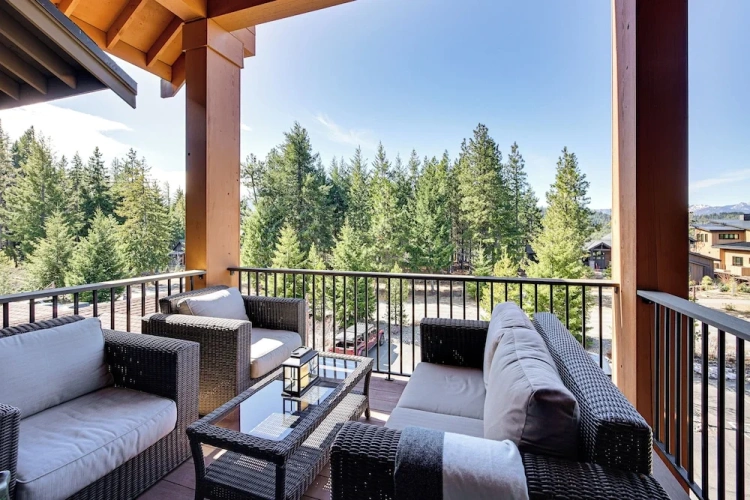 2 Bedrooms Apartment with balcony