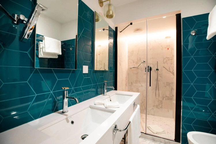 Vicario Suites