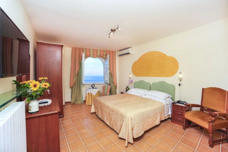 Superior Double room with sea view