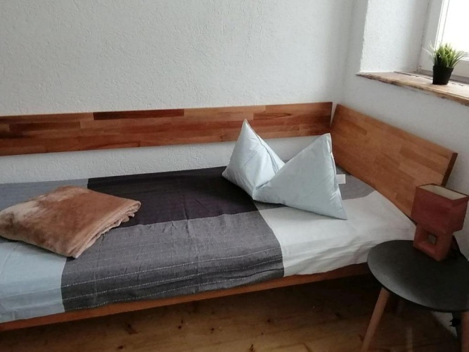 5 Bedrooms Cottage