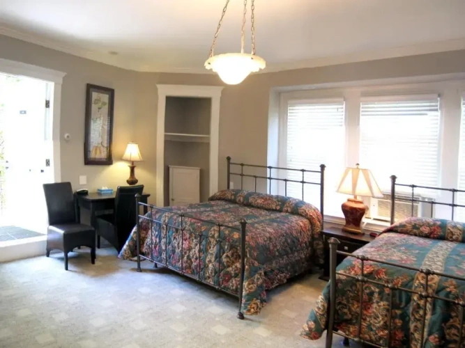 Superior Quadruple room