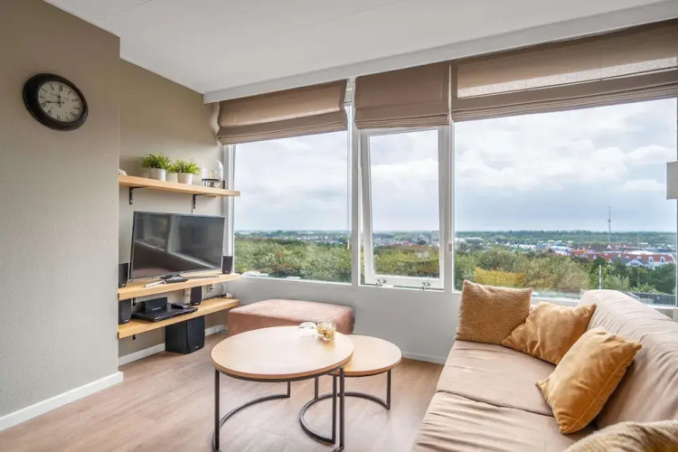 2 Person Apartment With Island View
