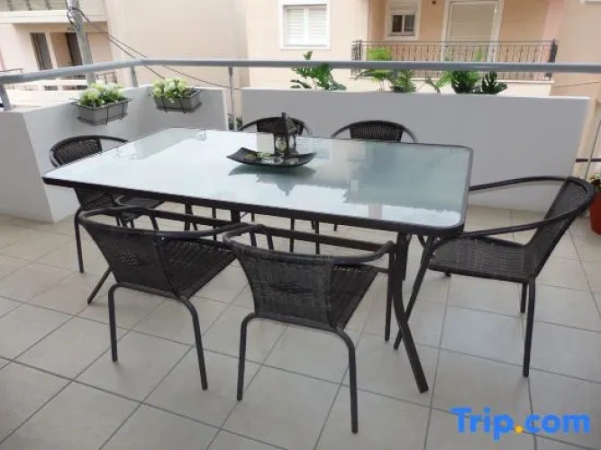1 Bedroom Economy Apartment