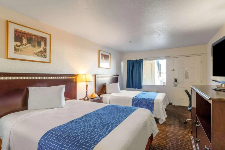 Rodeway Inn