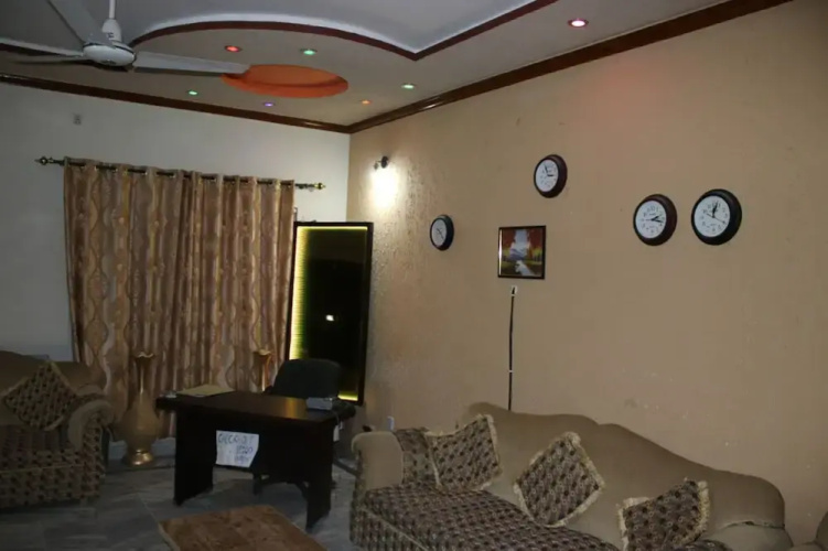 Zaib Guest House