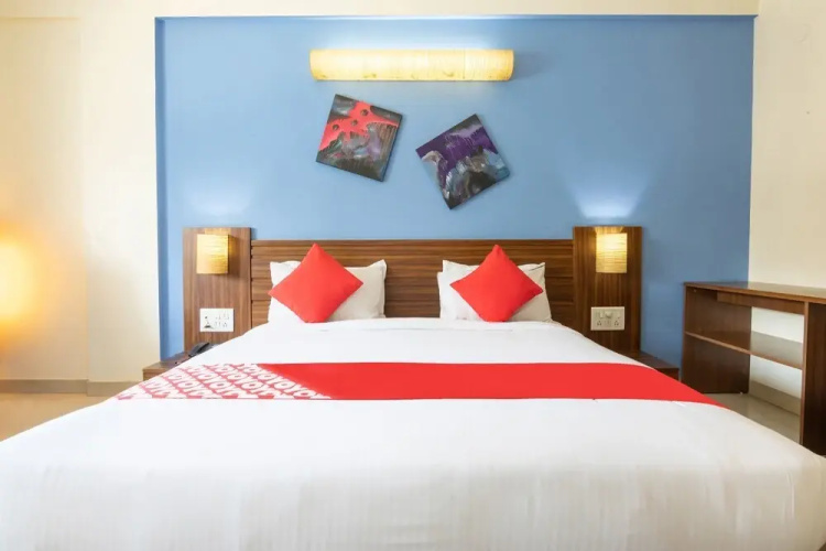 Hotel Ekaa by OYO Rooms