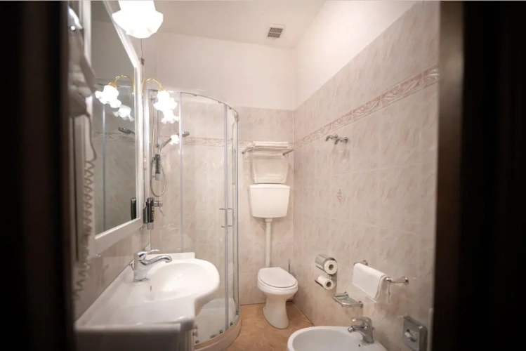 Classic Double room with city view