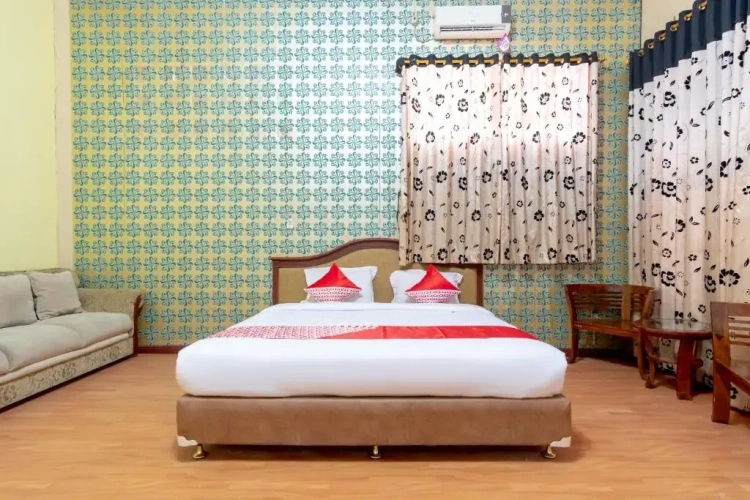 Deluxe Suite