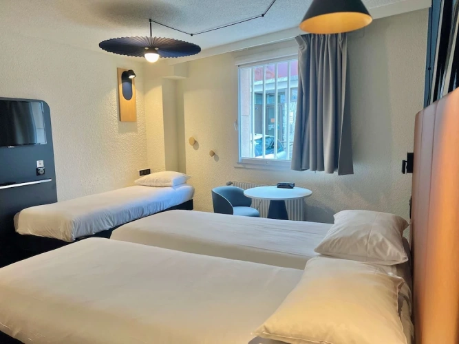 Triple room