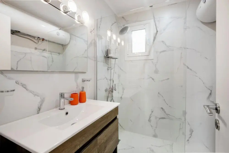 Halo - Luxury Studio in Athens