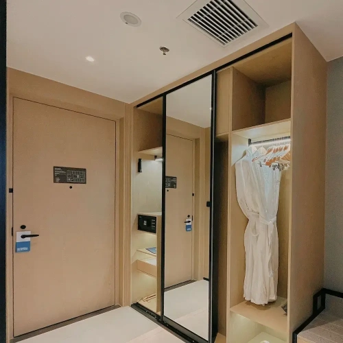 Standard Double room with city view
