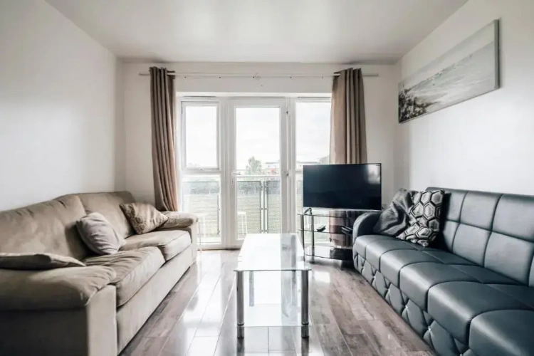 2 Bedrooms Double Apartment