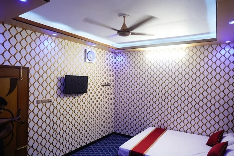 Deluxe Suite