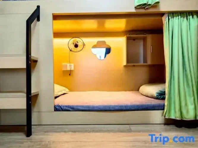 Bed in Dorm (male dorm)