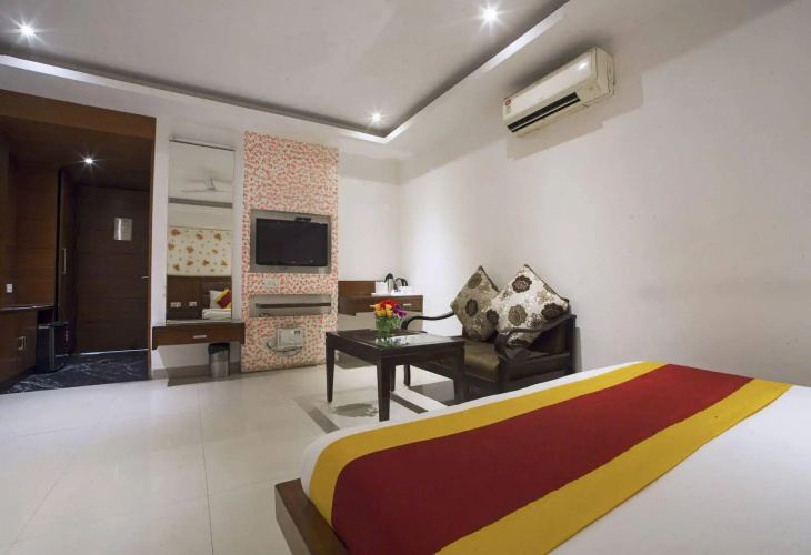 Hotel Krishna Deluxe