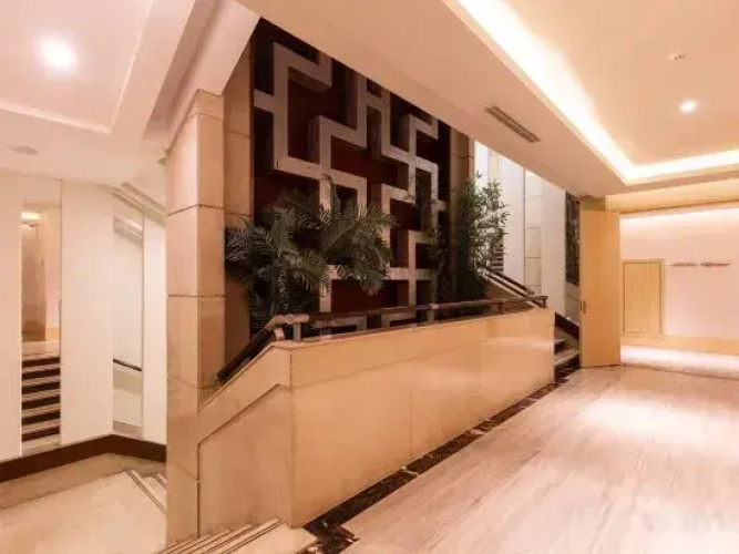 Joyful Hotel