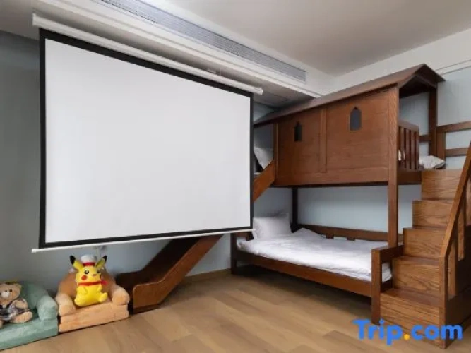 Standard Triple Family room