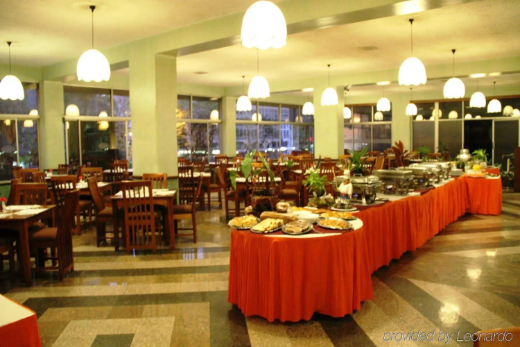 Mayhouse 680 Hotel