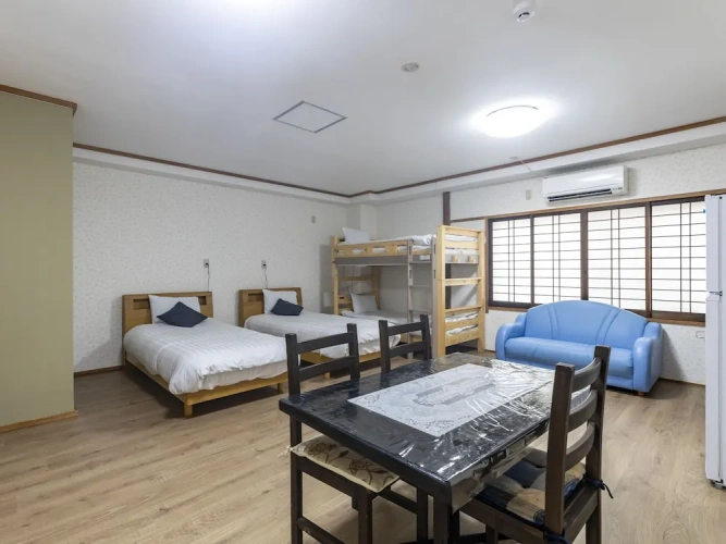 4 Bedrooms Standard Quadruple room
