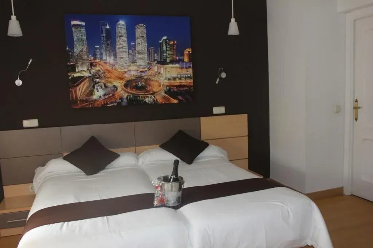 Hostal Falfes