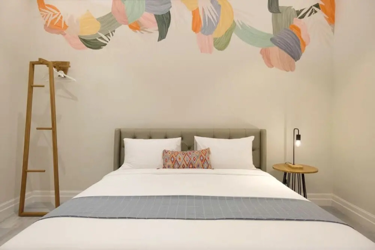 UROOMS Senopati