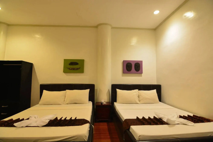 Kawayanan Heights Inn
