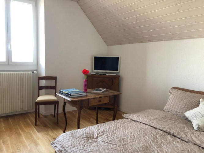 Suite with lake view