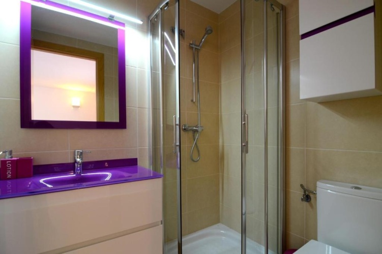 3 Bedrooms Apartment