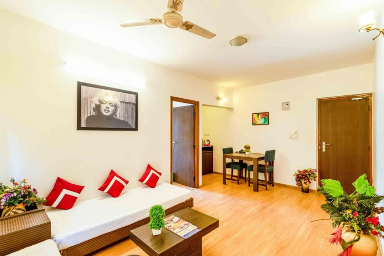 Octave Adya Hotel