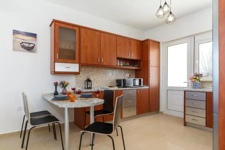 Summer Breeze Villa
