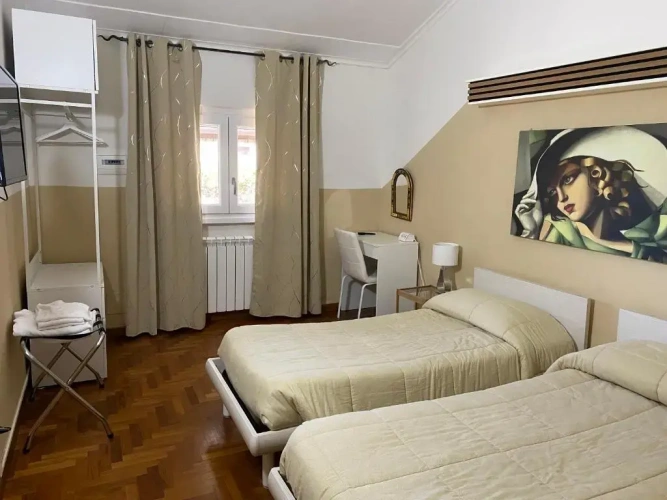 Standard Twin room