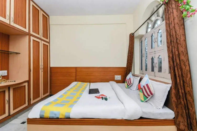 OYO Home 26246 Cozy 2BHK