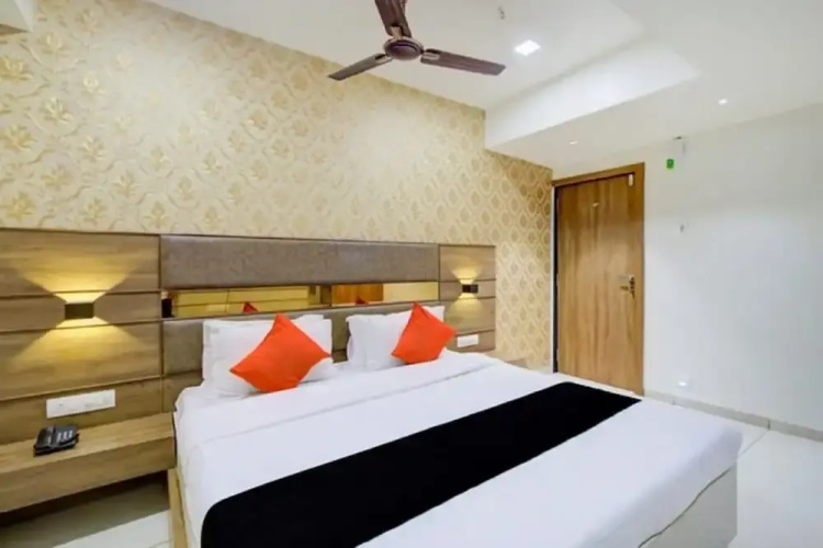 Hotel Bharosa Inn
