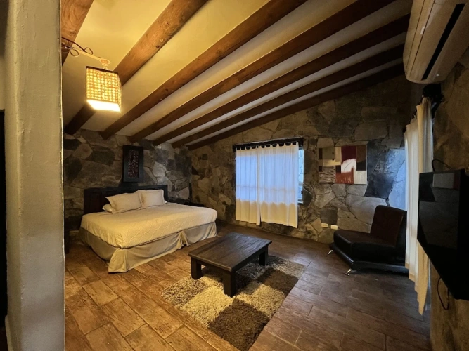 Standard Club room