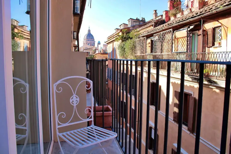 Dreams At The Spanish Steps