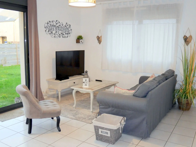 Beachfront Holiday Home in Guisseny