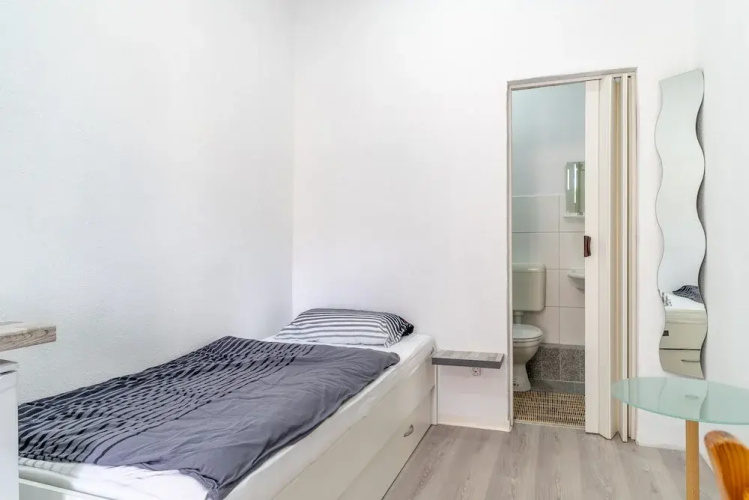 Private Apartment Kochstraße