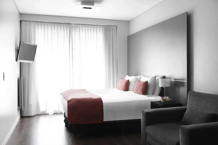 Cyan Recoleta Suites