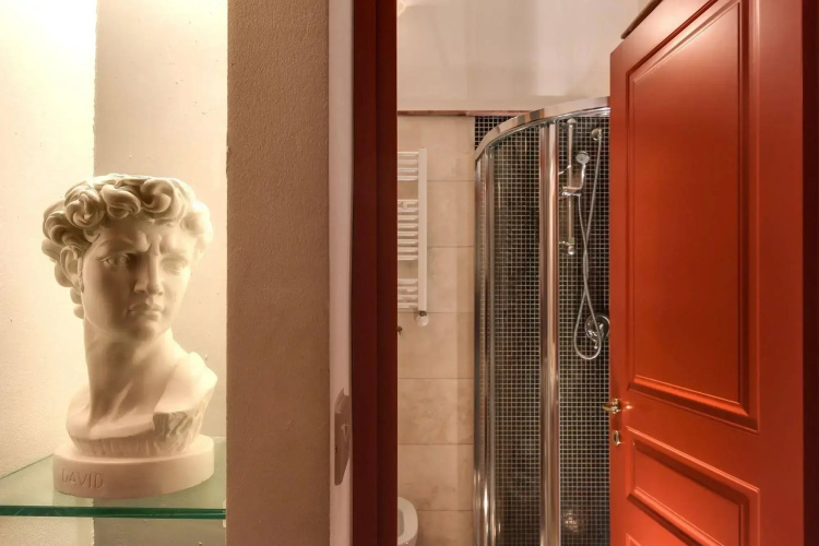 Tolentino Suites