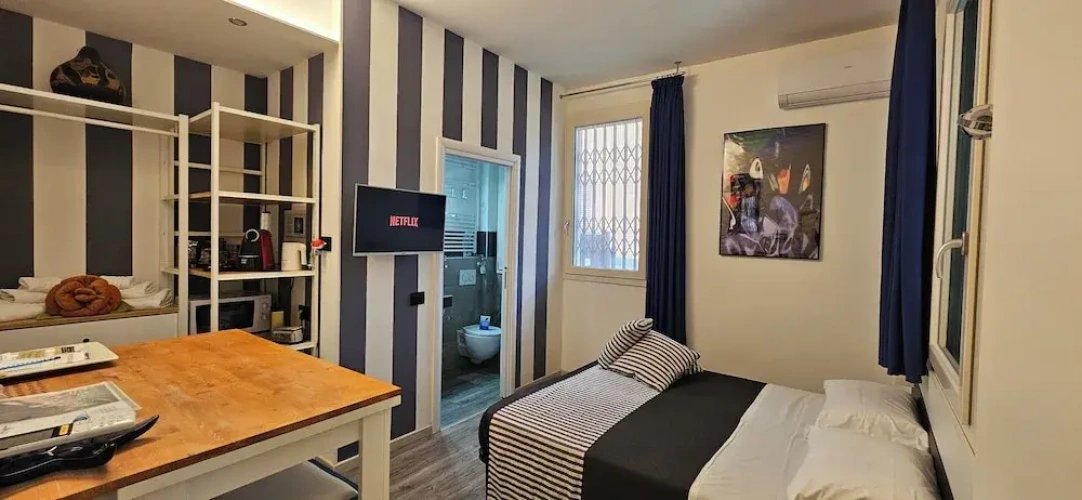 Standard Double room with courtyard view