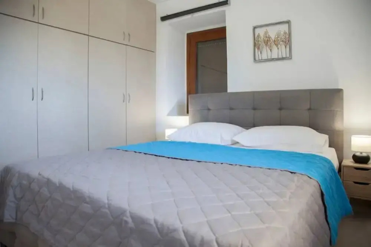 Agios Petros Apartments 2