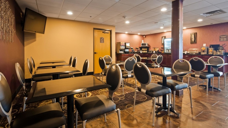 Best Western Plover-Stevens Point Hotel & Conference Ctr photo 28