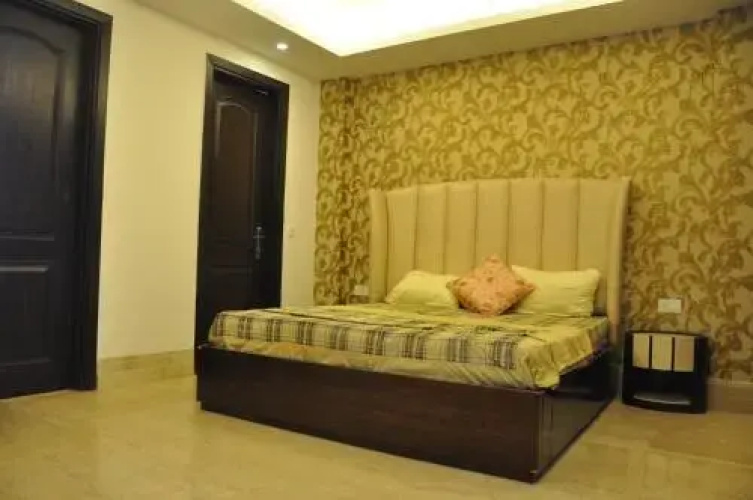 7 Suites