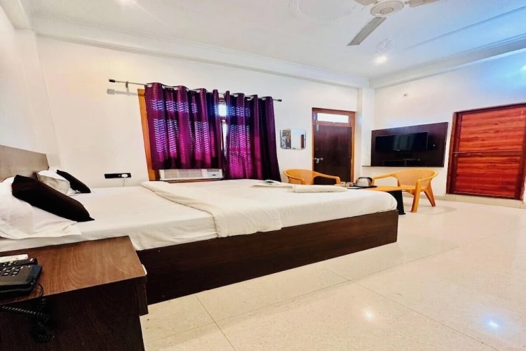 Deluxe Double room