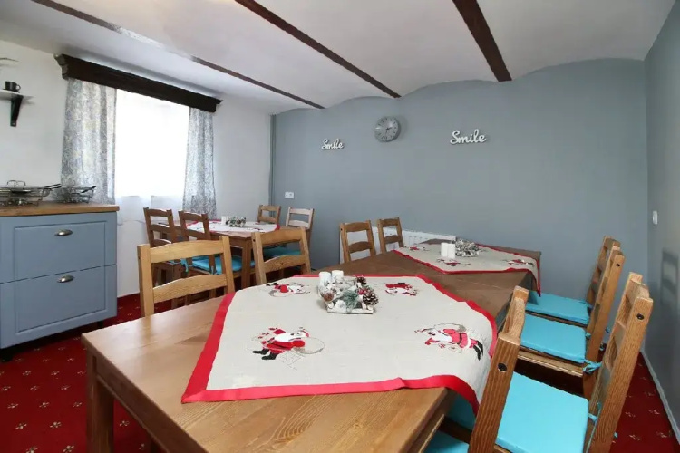 Brother's House