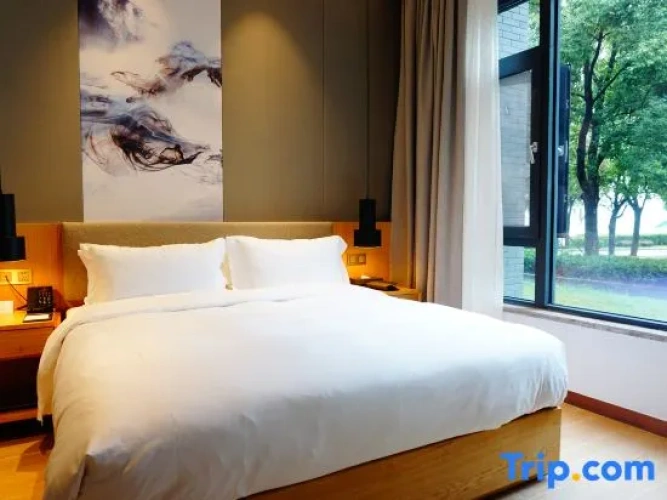 Deluxe Double Suite