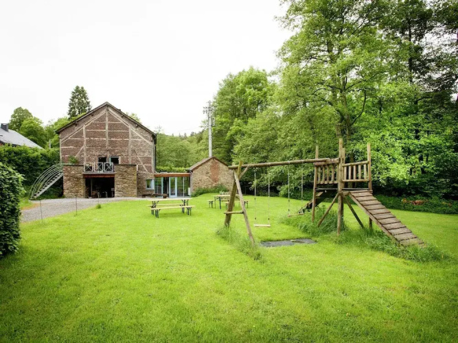Forest Escape, Luxembourg
